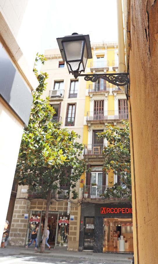 Hostal Gracia Барселона Екстериор снимка